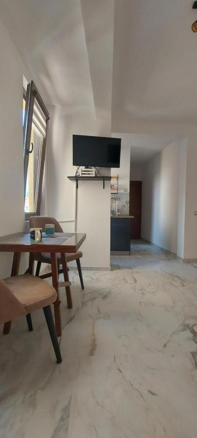 Atonika Apartments Manastır Dış mekan fotoğraf